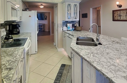 Ponce Inlet Condo | Towers 2 - Ocean Towers 2102