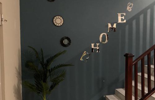 Mandeville Apartment | TOWNHOUSE GET-a-WAY