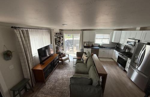 McCall House | Townhouse in Prime Location