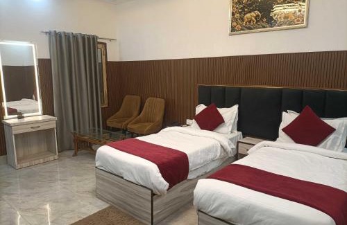 Allahabad Hotel | Townhouse Oak Civil Lines Prayagraj Formerly The Grand Palace