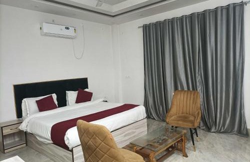 Allahabad Hotel | Townhouse Oak Civil Lines Prayagraj Formerly The Grand Palace