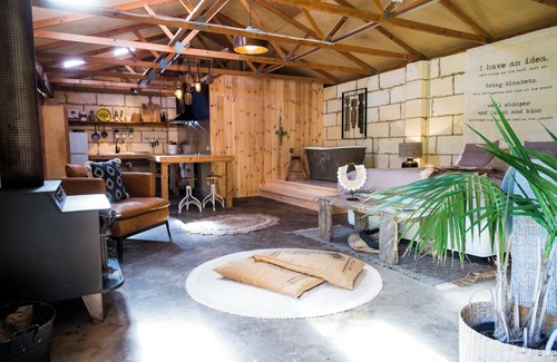 Waterhouse House | Trader Jacks