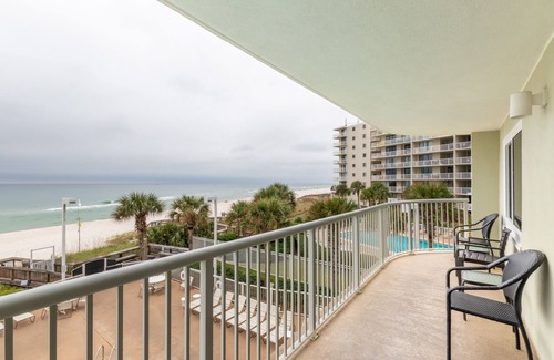 Orange Beach Condo | Tradewinds Condos by Hosteeva