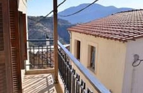 Arachova House | Traditional 2 bedrooms House in Arachova Center