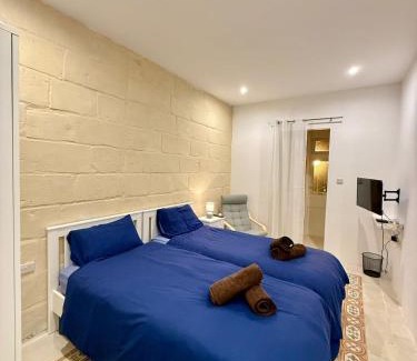 Cospicua House | Traditional House in Cospicua - Tal-Kajjik Guesthouse near Valletta Ferry Service