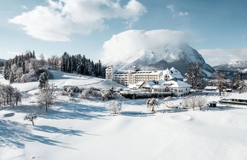 Gatschen House | Traditional Suite (breakfast) - IMLAUER Hotel Schloss Pichlarn