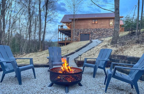 Rogers Cabin | Trail Run Inn | RRG | Gorgeous Views