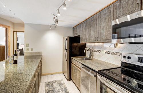 Peak 9 Apartment | Trails End 203 by Ski Country Resorts