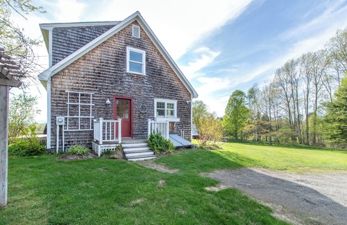 Lyndon House | Trailside Cottage at Kingdom Trails in Lyndonville