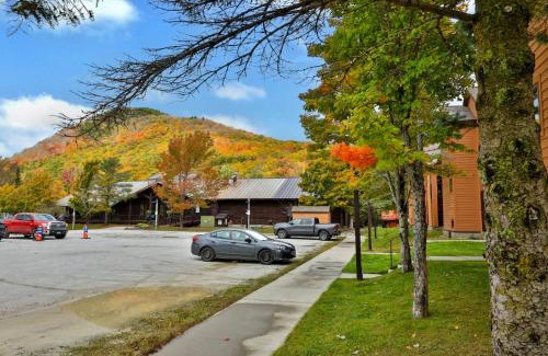 Killington House | Trailside Loft at Pico - Ski-In, Out Condo with Loft & 2BR - Steps to Lift