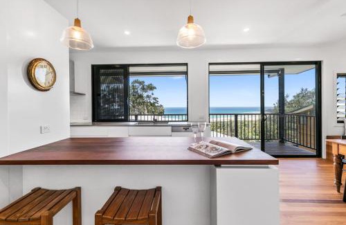 Point Lookout Apartment | Tramican Street House