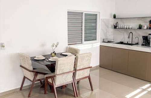 Los Ramblases Apartment | Tranquil 2-bedroom apartment with AC in Puerto Vallarta