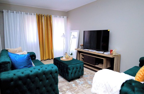 Boksburg Apartment | Tranquil 2-bedroom apartment with WiFi in Boksburg