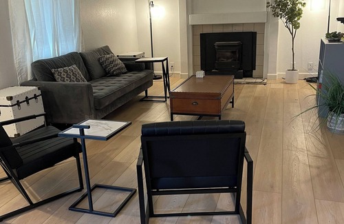 Tehachapi House | Tranquil 3-bedroom house in Tehachapi with stunning views