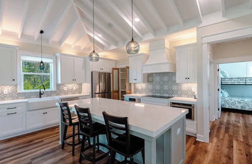 Dauphin Island House | Tranquil 5-bedroom house with AC on Dauphin Island-Hot Tub