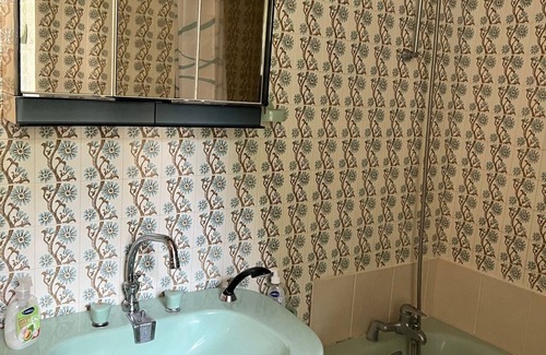 Roquecor House | Tranquil Lakeside Cottage in the French Countryside