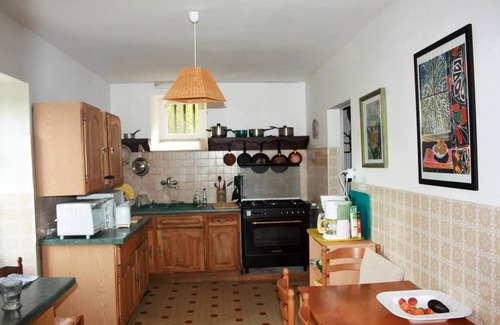 Roquecor House | Tranquil Lakeside Cottage in the French Countryside