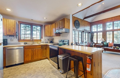 South Casco House | Tranquil Lakefront Retreat with large outdoor patio, beach and Stunning Views