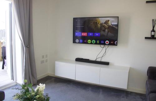 Walsall House | Tranquil Nest