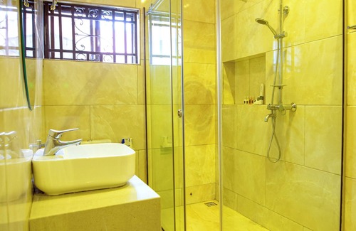Lekki Phase 1 Hotel | Tranquil Oasis Hotel