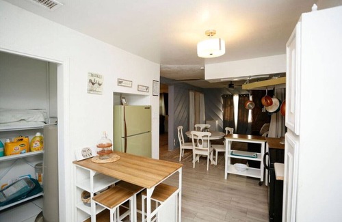 Carlsbad House | Tranquil Rustic Quiet Family Home