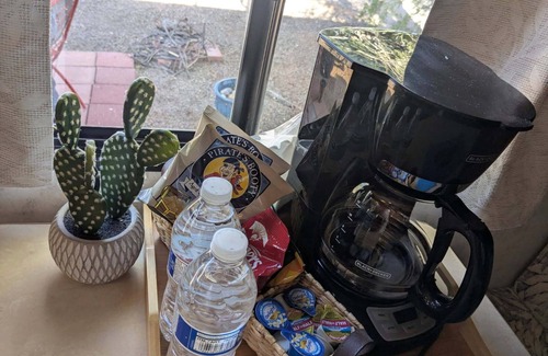 Tortolita House | Tranquil RV with AC in sunny Tucson