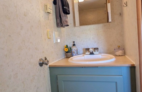 Tortolita House | Tranquil RV with AC in sunny Tucson