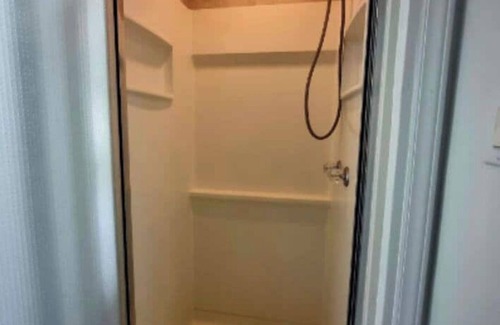 Chapel Hill House | Tranquil Woodland Getaway in North Carolina 1375