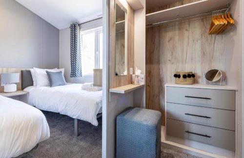 Woodhall Spa House | Tranquil Woodland Lodge Retreat in Lincolnshire