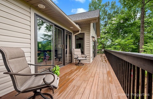 Lake Lure House | TranquiliTee Retreat on Apple Valley Golf course!