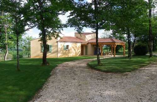 Montclera House | Tranquility and panoramic view in Montclera in the Lot and near Dordogne