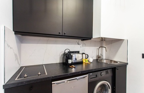 Quartier Sainte-Marguerite Apartment | Tranquille Studio - 4P- Place de la Bastille