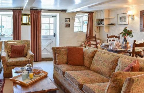 East Knighton House | Tranquillity Cottage