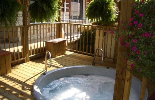 Waynesboro Cabin | Trapper Lodge is a charming scenic view at The Bridges.