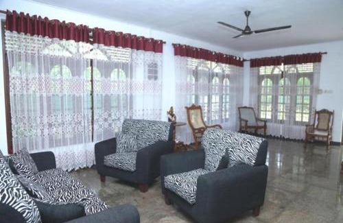 Induruwa Bed & Breakfast | Travana Villa