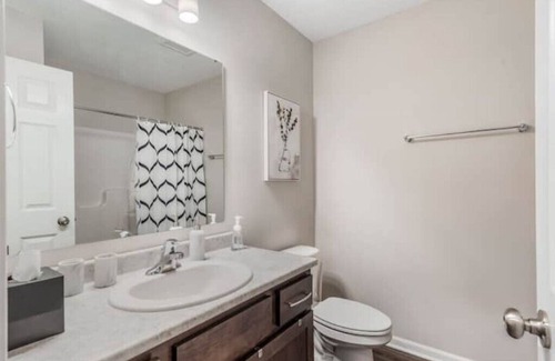 Fort Wayne House | Traveling worker-ready Transitional Modern Home!