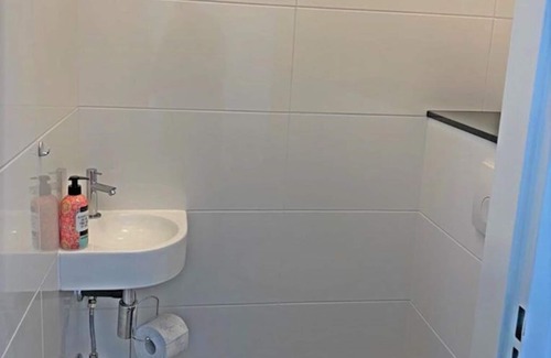 Municipality of IJsselstein House | | Travl.is Expats | NL # Ijsselstein Riverside Zen