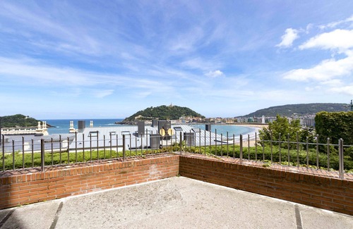 San Sebastian Centro Apartment | Treasure | The Rentals Collection
