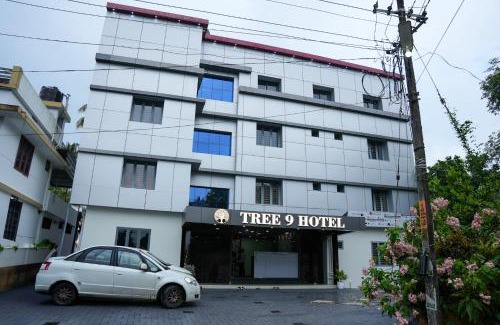 Nedumbassery Apartment | TREE 9 Lounge -Cochin Airport