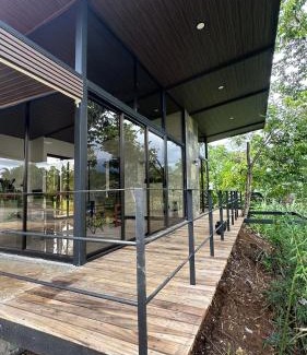 Daniel Flores Apartment | Tree of Heaven Lodge