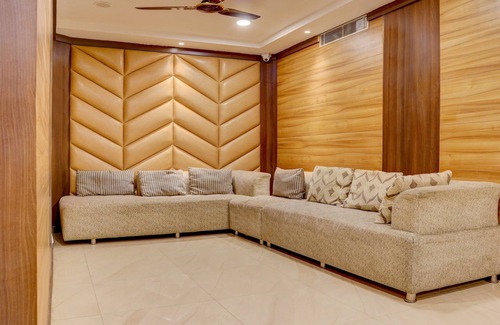 Varanasi Hotel | Treebo Azure