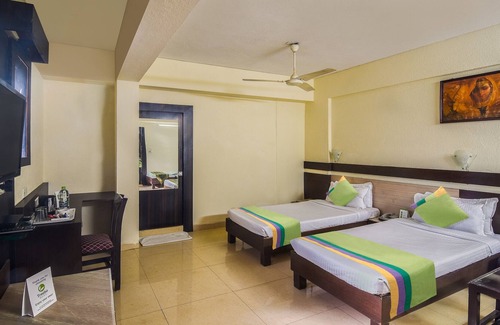 Bhopal Hotel | Treebo The Shagun Peer Gate