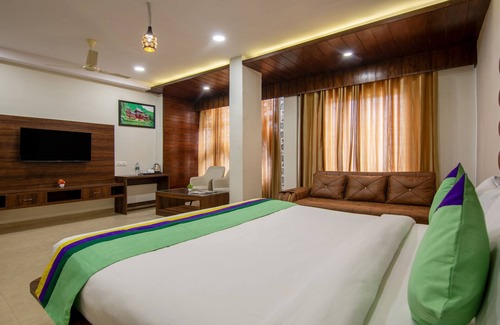 Amritsar Hotel | Treebo Trend Diamond Creek