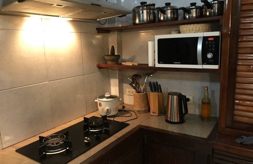 Mae Fa Luang House | Treehouse and swimming pool