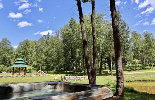 Stanardsville Apartment | Treehouse at the Castle