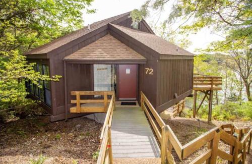 Village of Four Seasons House | Treetop Village-2bed3bathpoolsdocks6-8pp