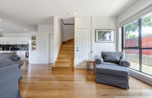 Brunswick West House | Trendy and Spacious Brunswick Stay with Outdoor Deck