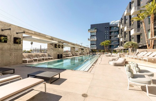 Hollywood Apartment | Trendy Hollywood 1BR w/Pool & Gym, nr Santa Monica Blvd, by Blueground