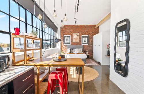 Salt River Apartment | Trendy Salt River Loft Apartment