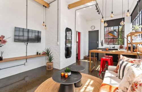 Salt River Apartment | Trendy Salt River Loft Apartment